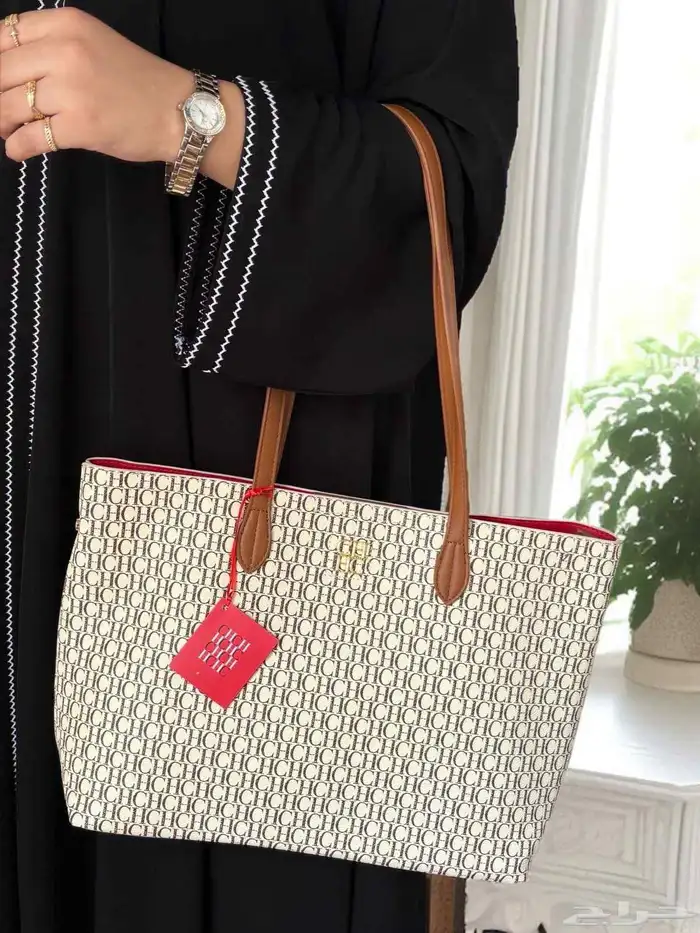 شنط ماركه تجزائة فقط هذا العرض 44