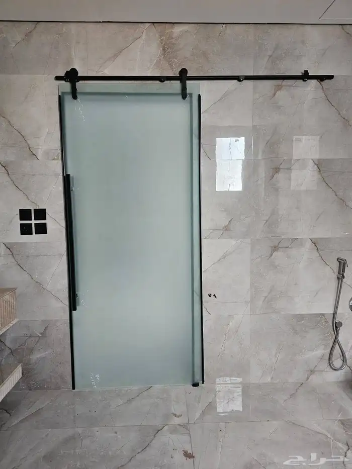 معلمين زجاج صيانة قزاز ابواب سكريت واجهات محل زجاج ومراي 9