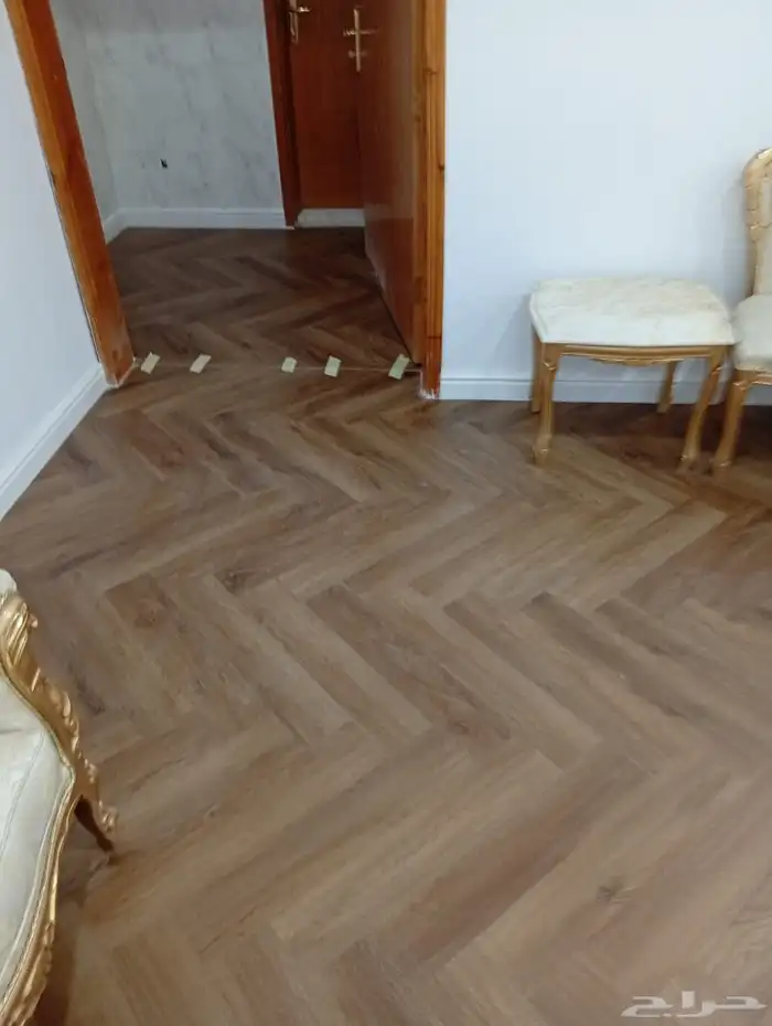 باركيه SPC مقاوم للماء عليه ضمان 10سنوات 0