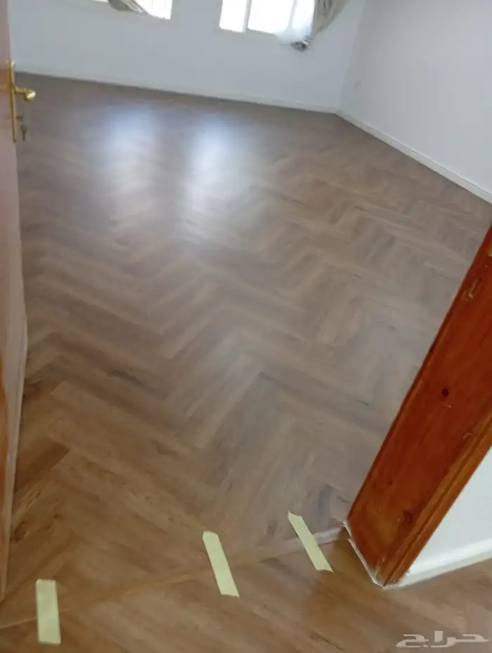 باركيه SPC مقاوم للماء عليه ضمان 10سنوات 1