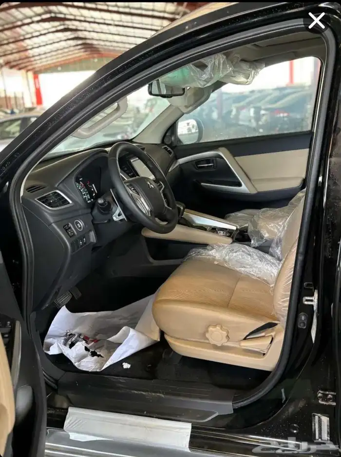 ميتسوبيشي مونتيرو 2023 1