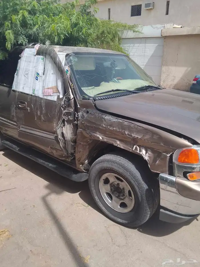 للبيع جمس يوكن تشليح مديله2003 فيه دفرنس فيه ونه وباقي شرط 0
