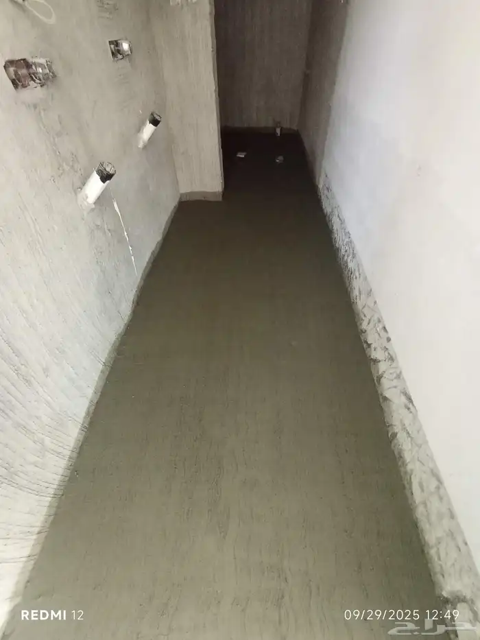 شغل مروحة  صبه نظافه برسلان سرامىك داخل غرف 1