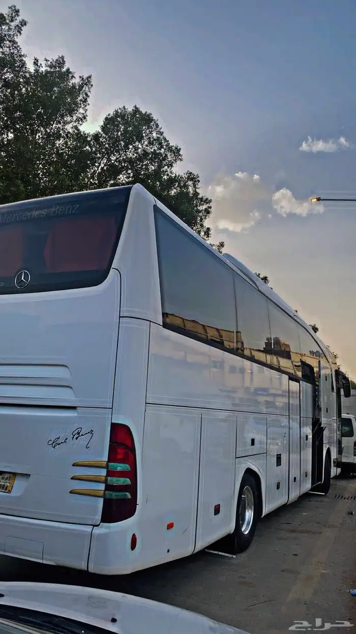 باصات للسياحه والسفر 1