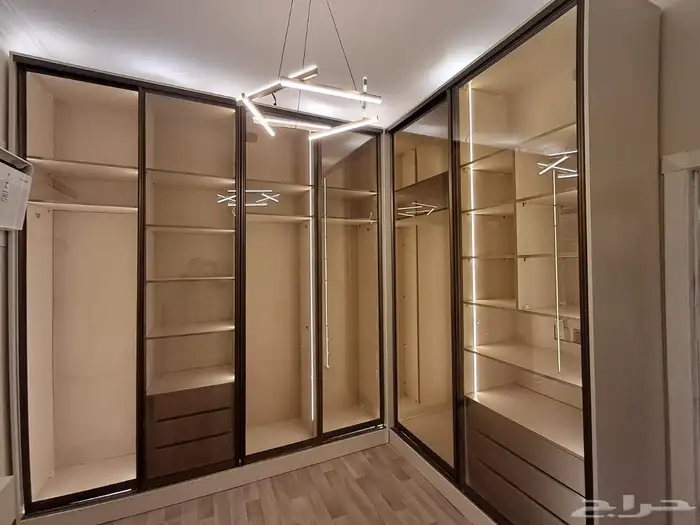 منجرة دليل الرائد لتفصيل ابواب الخشب والخزائن وديكورات 5