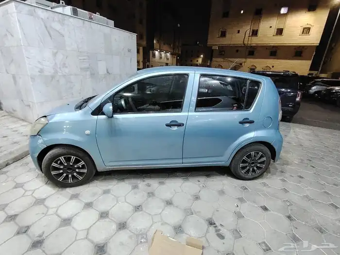 سياره ديهاتسو سيريون 2005 البيع 3