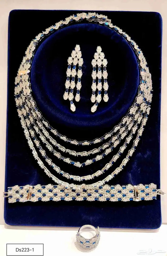 أطقم زركون فخم خمس خطوط وثلاث خطوط 0