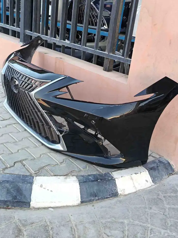 صدام لكزز اي اس مديل 2023-2024-2025 1