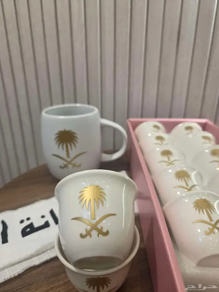 طباعة استيكرات لاصقه حسب الطلب 4