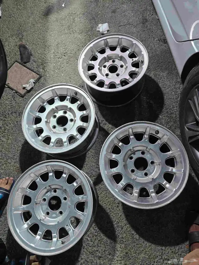 السلام عليكم يوجد لدينا جنوط فرد اصلي مقاس 15 تركب ونيت 0