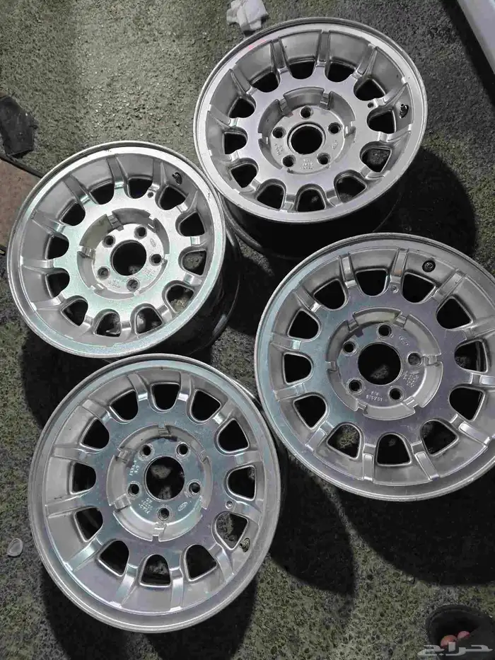 السلام عليكم يوجد لدينا جنوط فرد اصلي مقاس 15 تركب ونيت 2