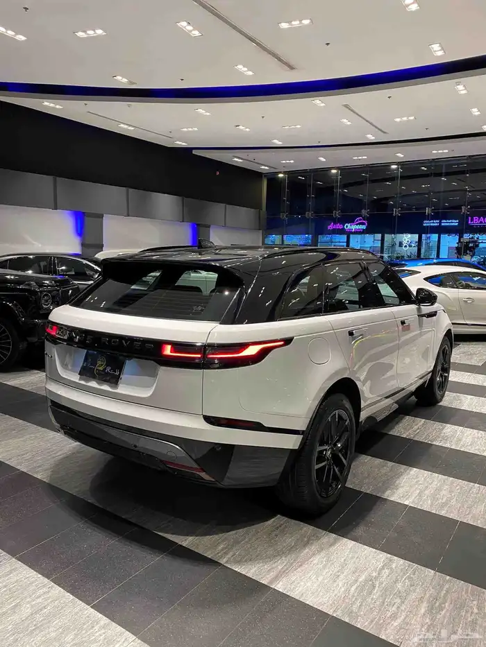 Range Rover Velar 2024 3