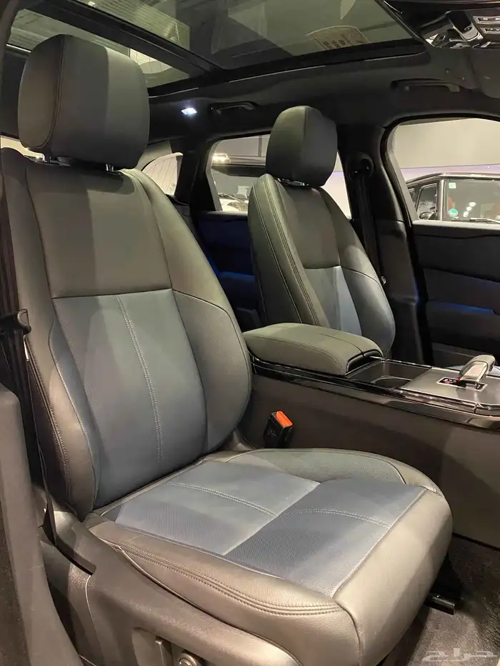 Range Rover Velar 2024 9