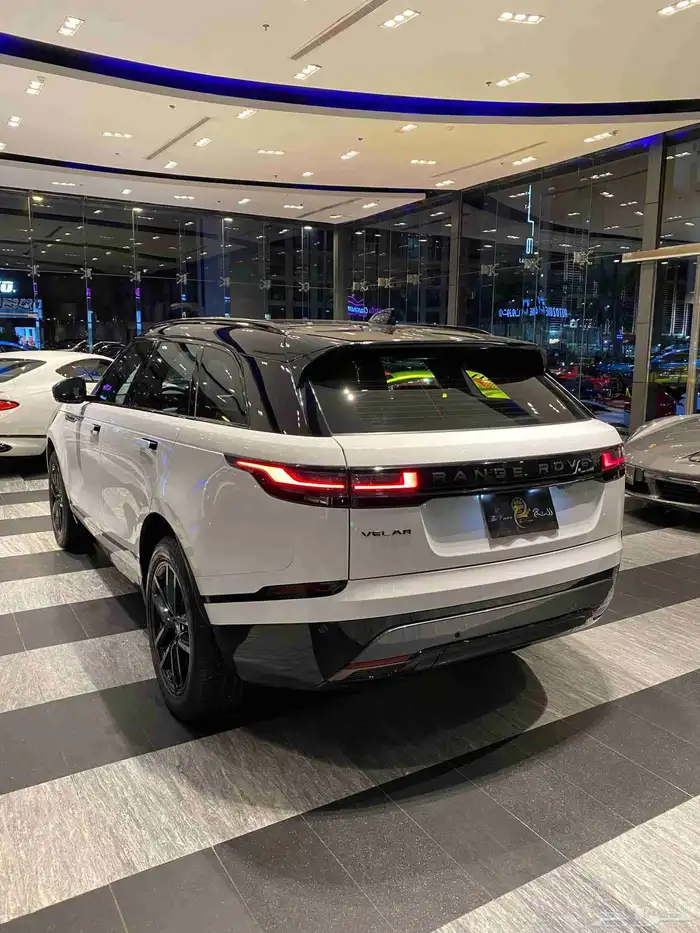 Range Rover Velar 2024 4