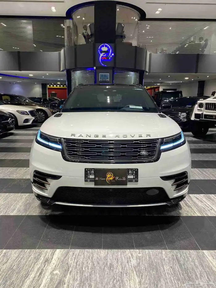 Range Rover Velar 2024 1