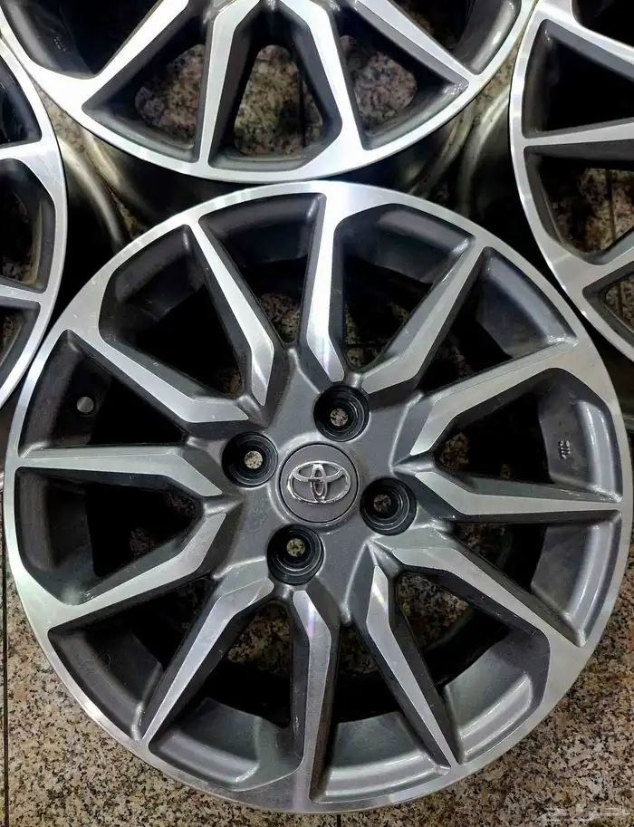 جنوط يارس اصلي 2024 . شبه جديد 0