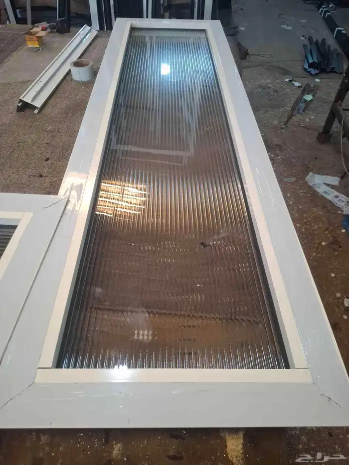 زجاج سكريت 9