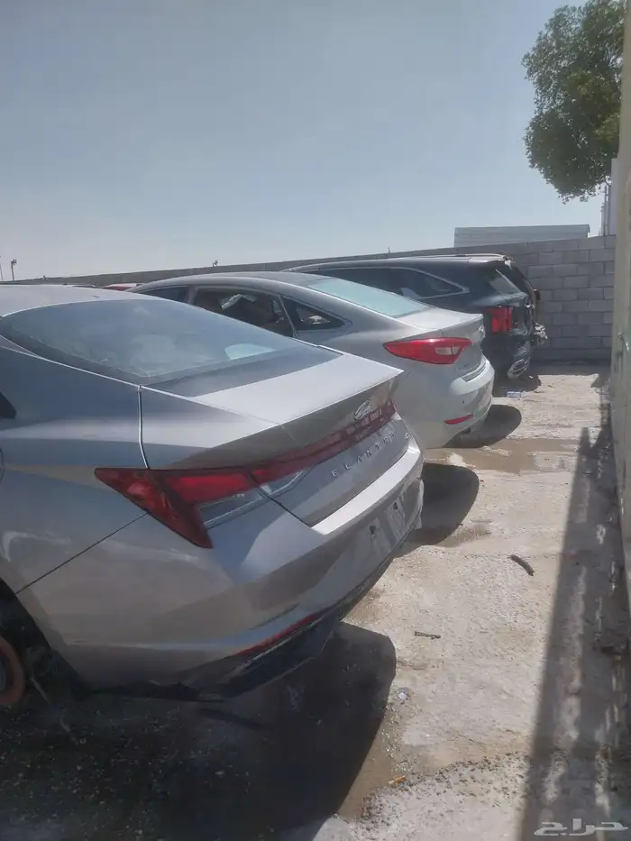 لدينا سيارات كوري حديث 1