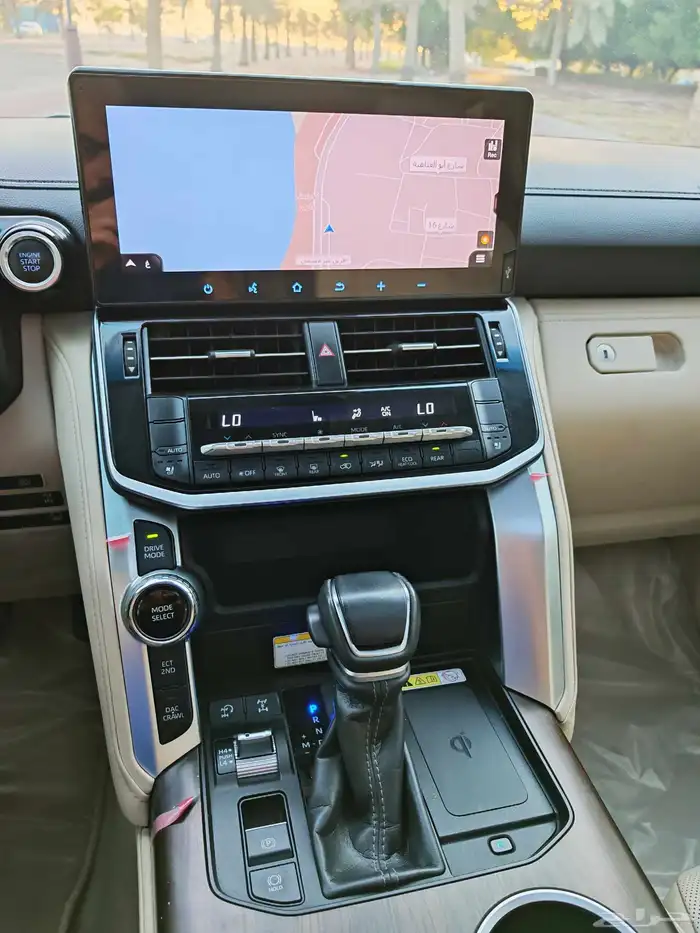 تويوتا لاندكروزر أسود موديل 2024 GXRL4 فل كامل 31