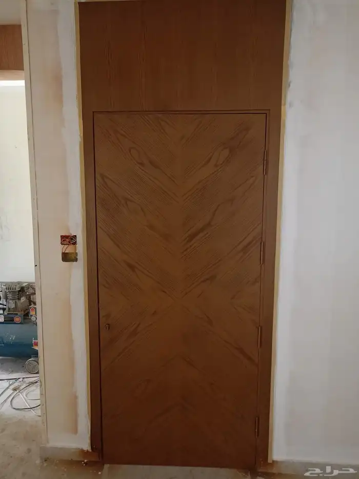 معلم متخصص في دهان الأبواب وغرف النوم بمكه 5