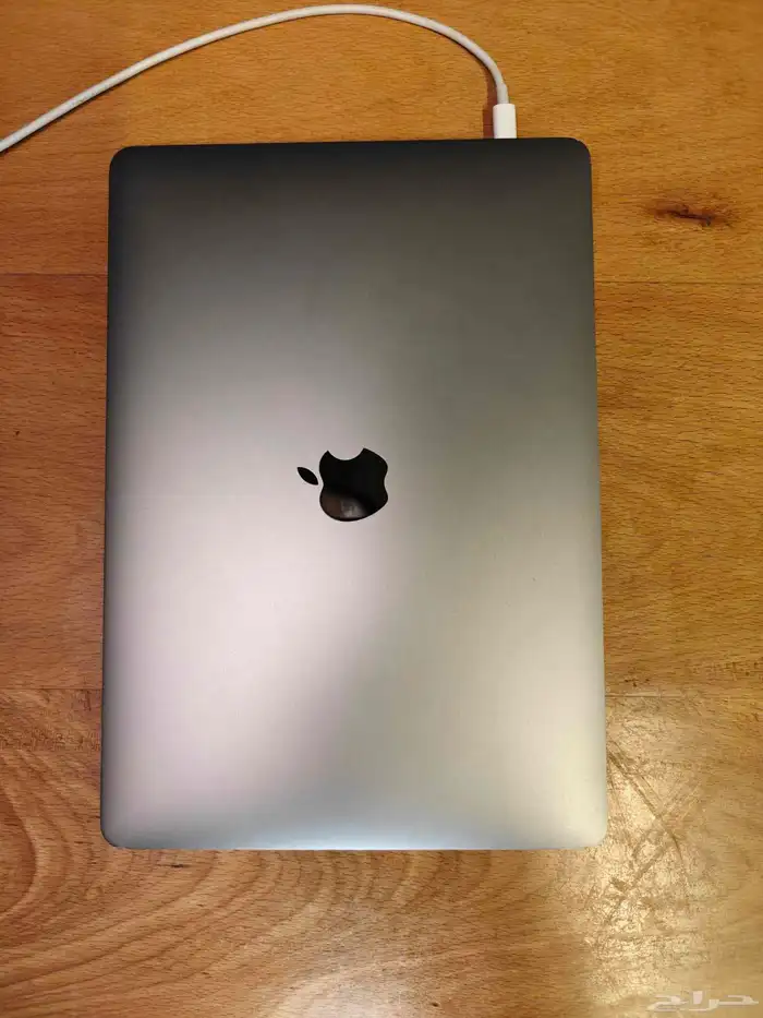 ماك بوك MacBook 1