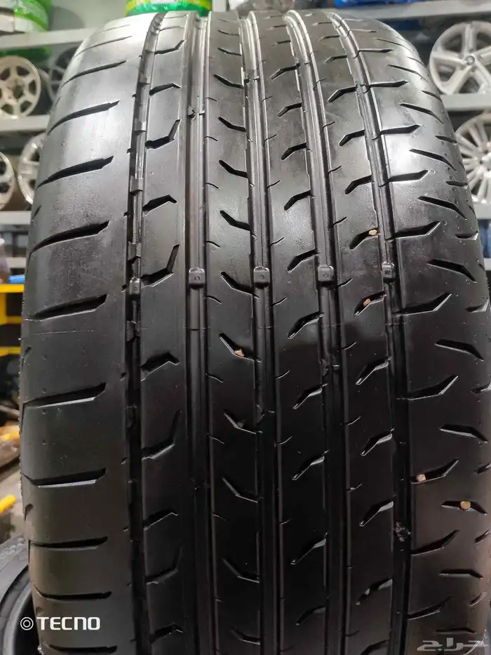 طقم كفرات كوننتال 265 45 21 3