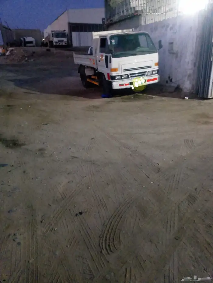 قلاب للايجار اليومي توريد مواد البناء بطحه واسمنت وبلوك 1