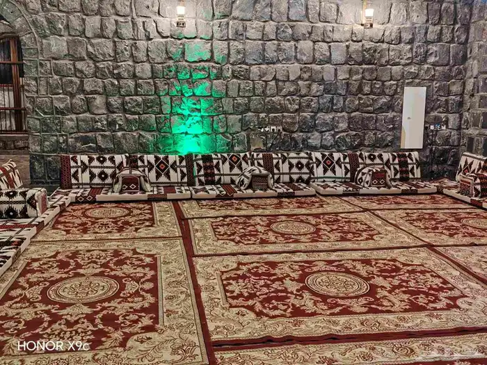 تاجير جلسات شعبيه كنب ممرات حواجز بنكيه في اي بي 1