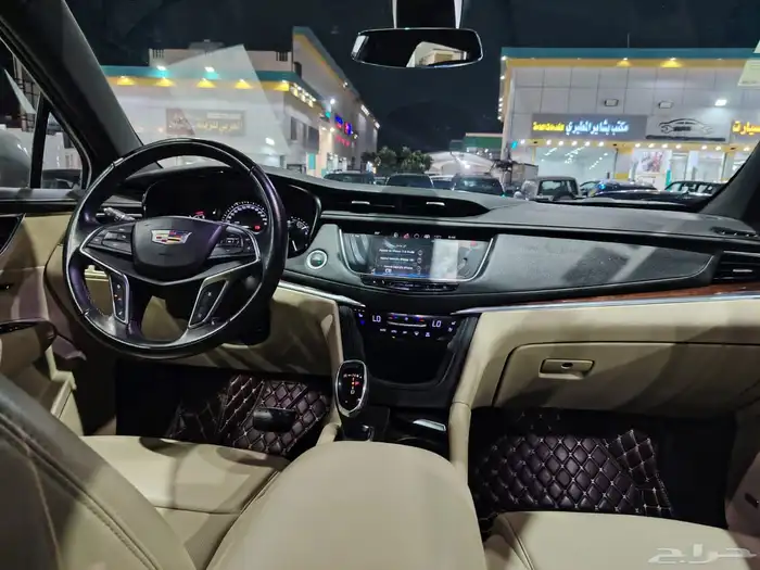 كاديلاك XT5 2019 مخزن 18