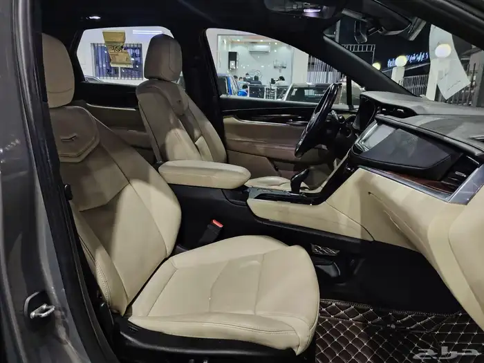 كاديلاك XT5 2019 مخزن 16
