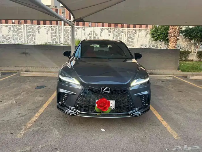 لكزس أر أكس 2024 اعلى فئة 500 0