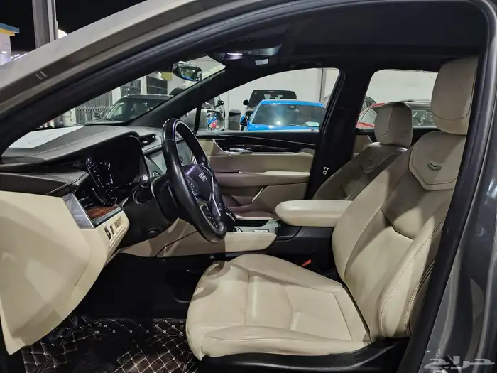 كاديلاك XT5 2019 مخزن 14