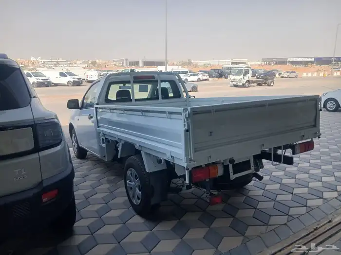 ايسوزو. دي. ماكس. جوانب 2025 5