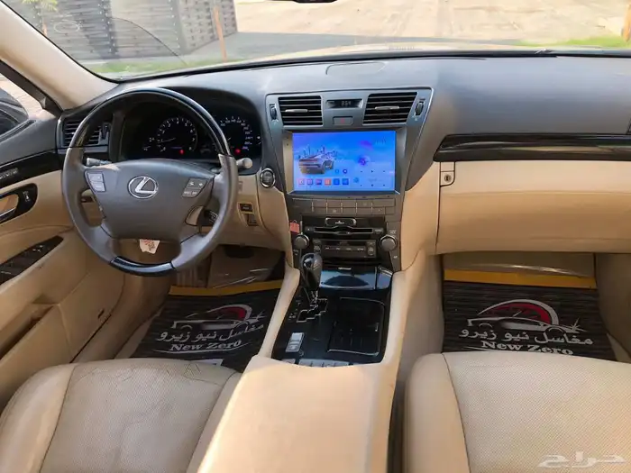لكزس الفخامة والرقي LS460 بحالة ممتازة 8