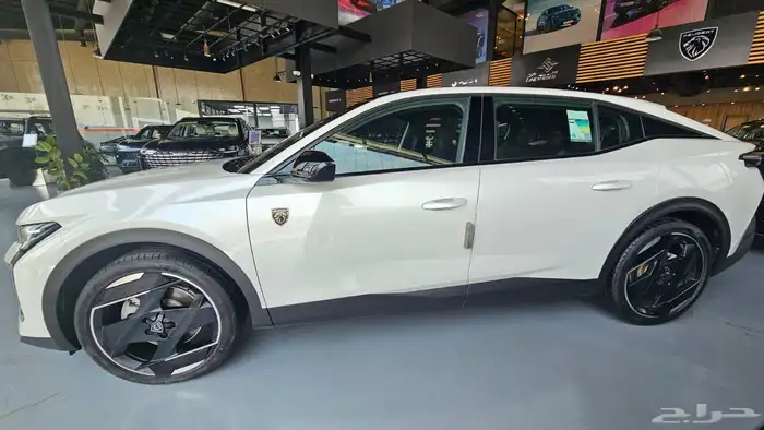 بيجو 408 موديل 2024 GT فل كامل ( عرض حصري للكاش وتقسيط ) 8
