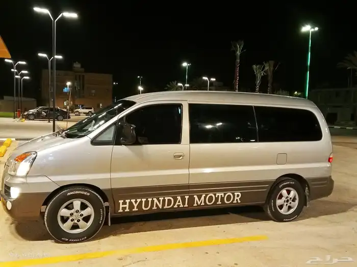 سياره هونداي فان H1 2006 تخزين وكاله 11
