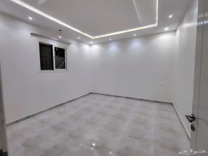 شقه راقيه للايجار فى المهديه طابق ثانى السعر 37 الف 2