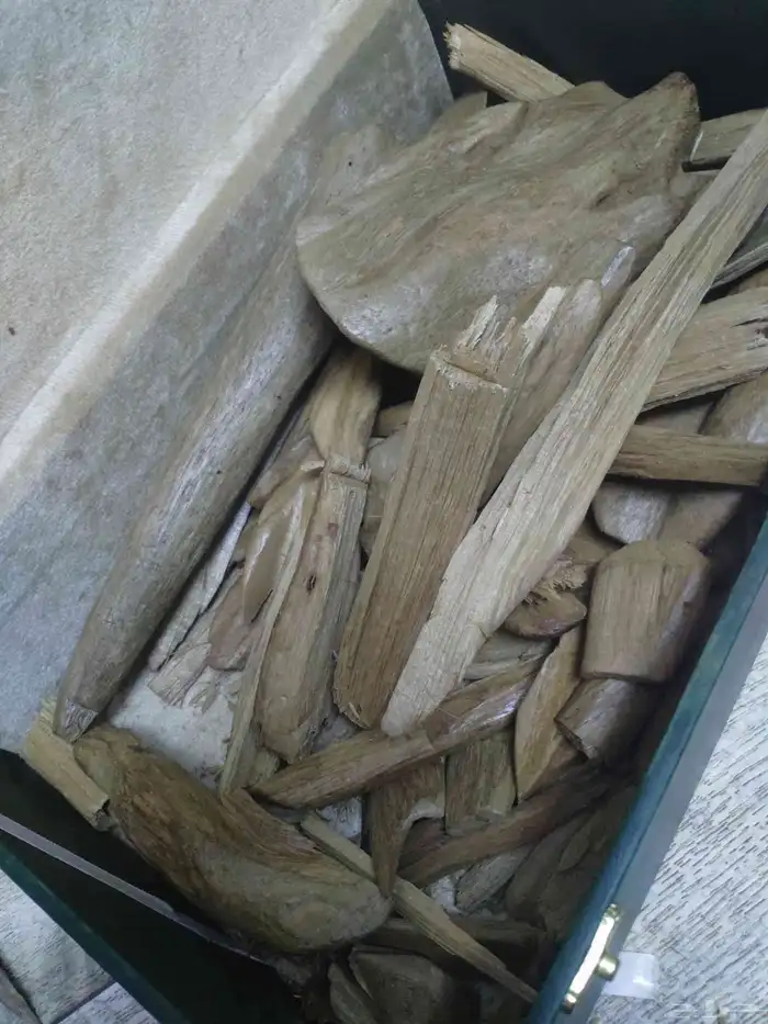 خشب عود مروكي طبيعي سوبر واقل خالي من تحسين 3