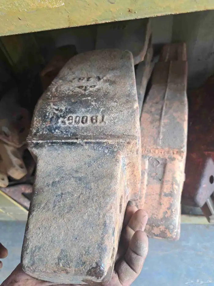 عدادات حرارة وقطع غيار 16