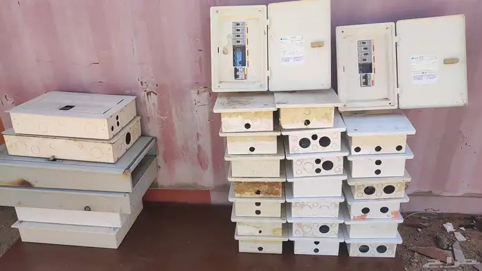 طبالين كهرباء نظيفه 6 خط 8خط 12 خط مع كشافات مع كميه 0