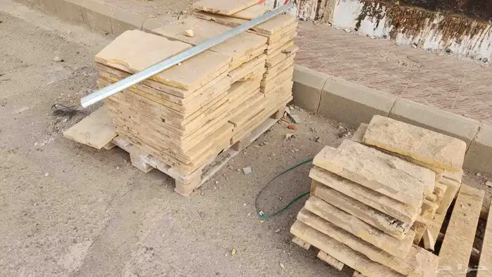 حجر مستعمل للبيع 2