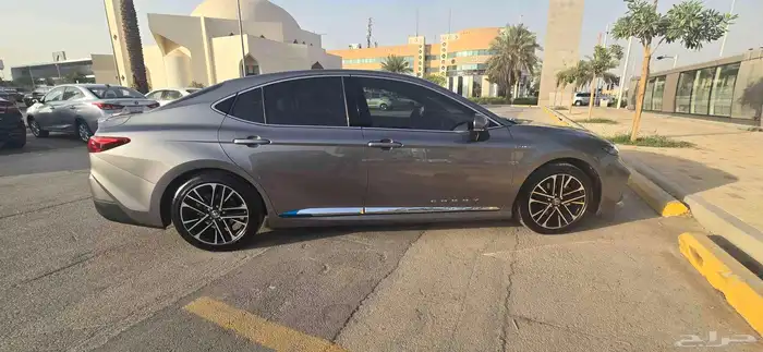 تويوتا كامري لومير 2025 3