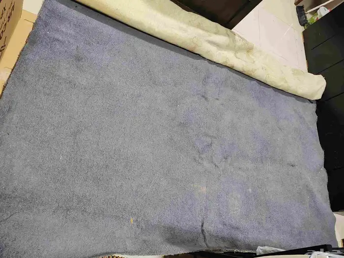مجموعة سجاد مستعمل كما فى الصورة 1