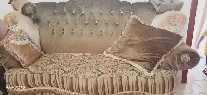 كنب 7 قطع للبيع0 20ريال فقط 2
