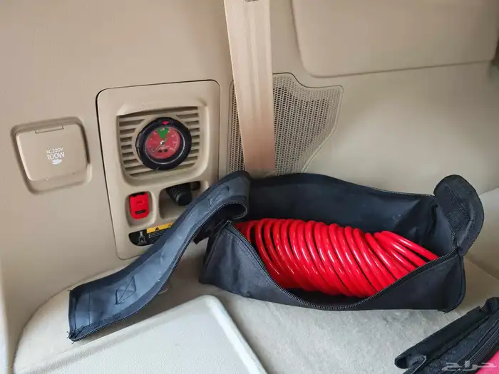 تويوتا لاندكروزر أسود موديل 2024 GXRL4 فل كامل 42