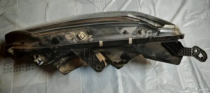 شمعات اوديسي 6 سلندر امامية طقم اصلية 2