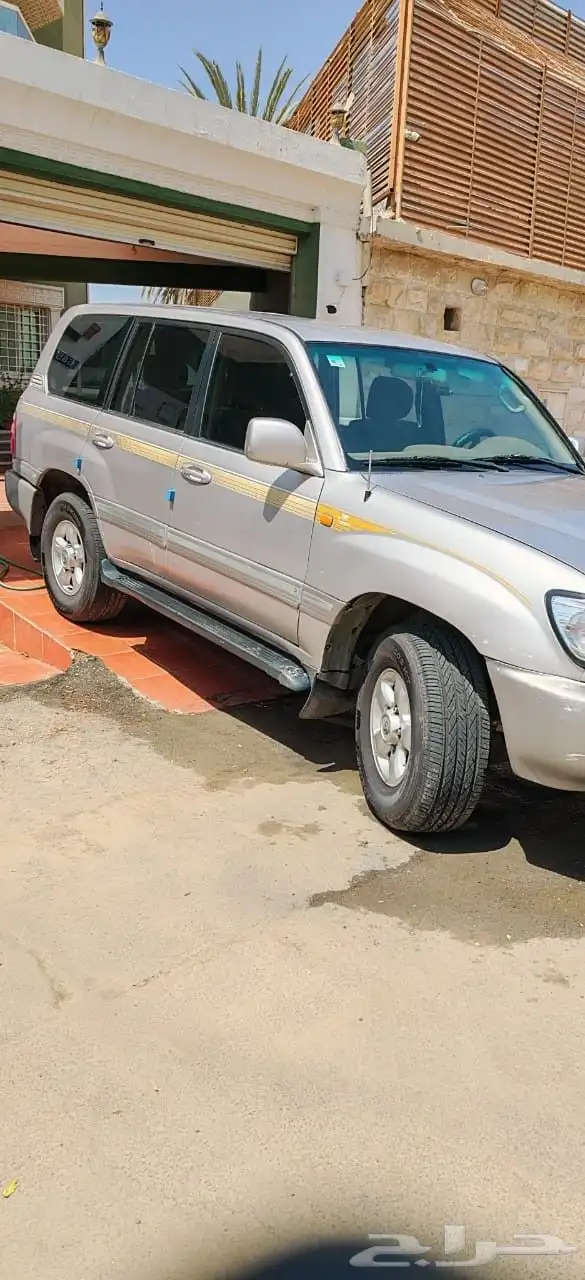 للبيع لاندكروزر VXR نظيف جدا 1