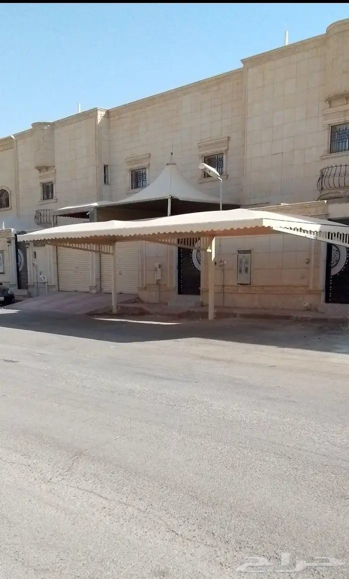 سندويش بنل ومشغولات نودر تراثيه وجلسات لكسان 1