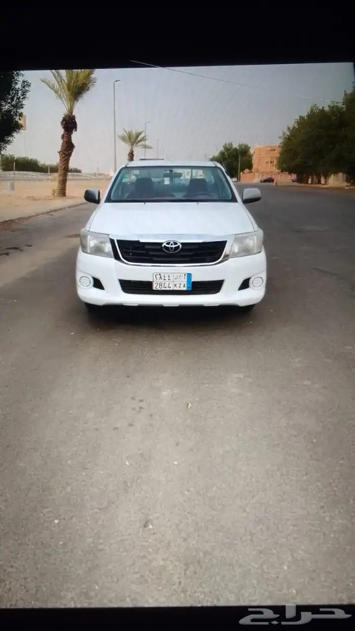 هايلوكس 2013 ديزل نظيف جدأ 4