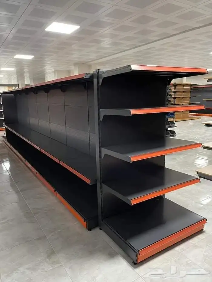 لبيع جميع انواع الرفوف الجديدة والمستخدم 0